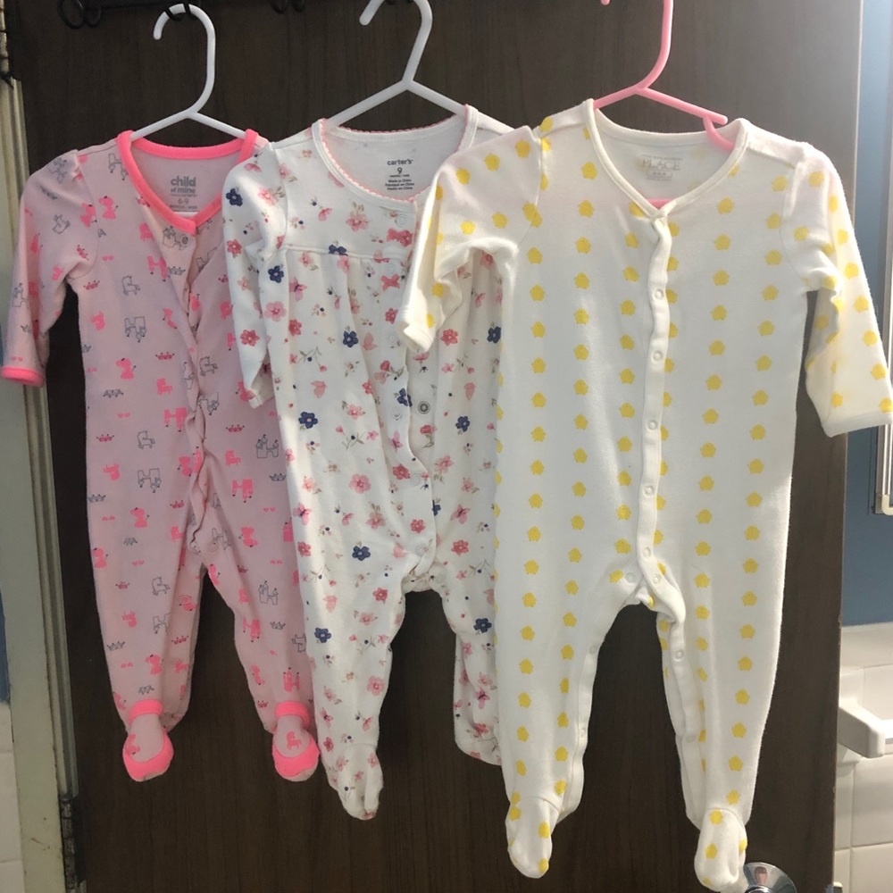 3 Cotton Snap up Sleepers 6-9 & 9 months